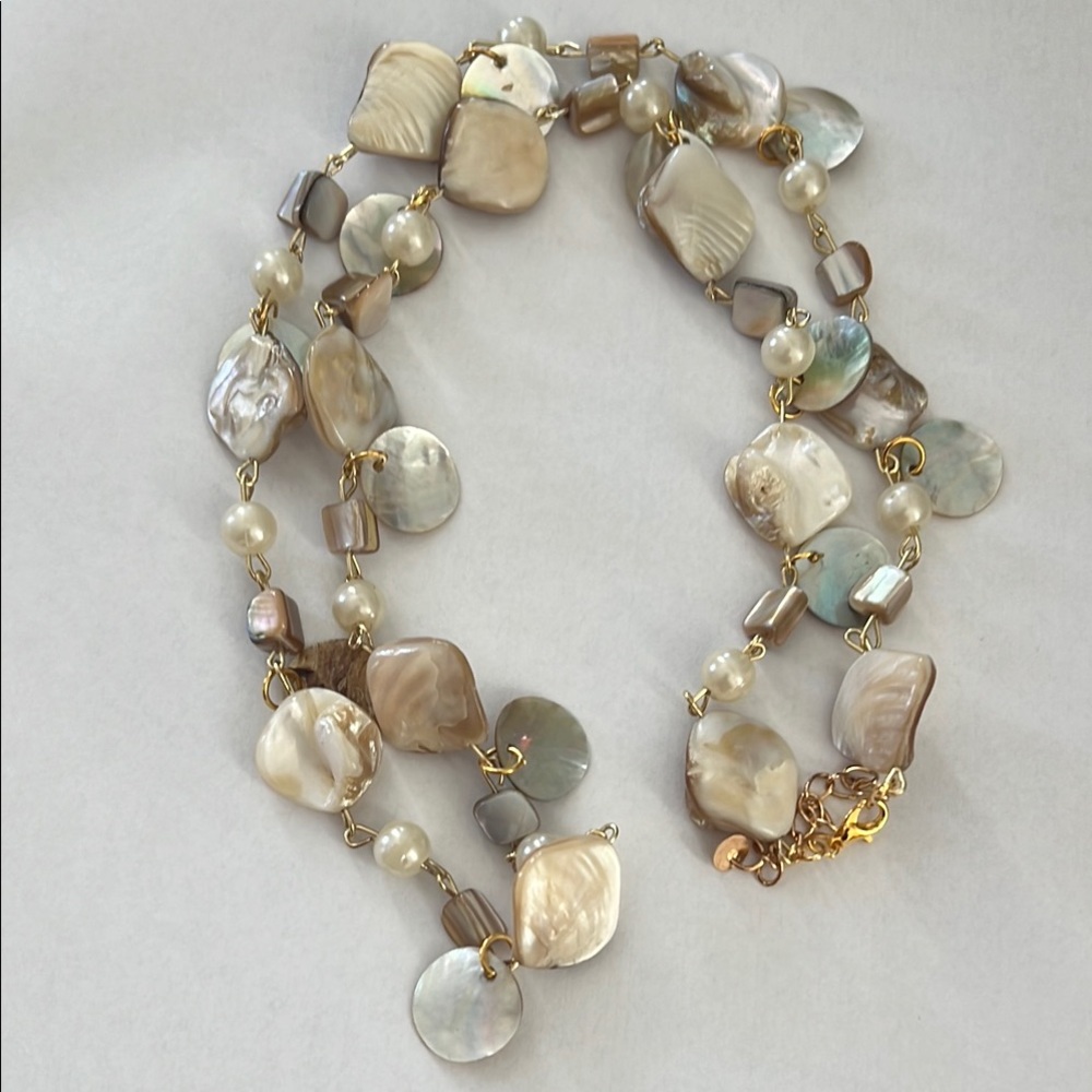 Elegant Pearl and Shell Necklace